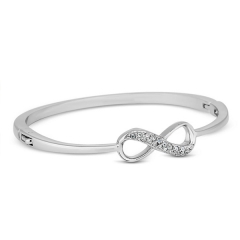 Crystal embellished silver twist fine bangle