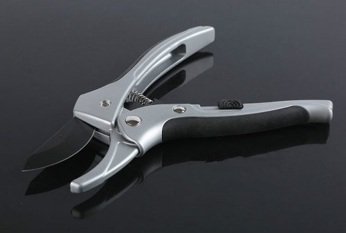 Metric quick drop spanner for hardware tools