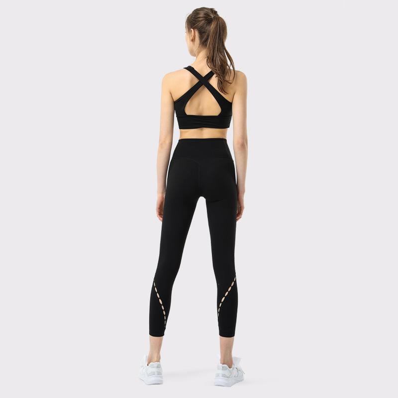 Fashionable Ladies Tight Yoga Suit